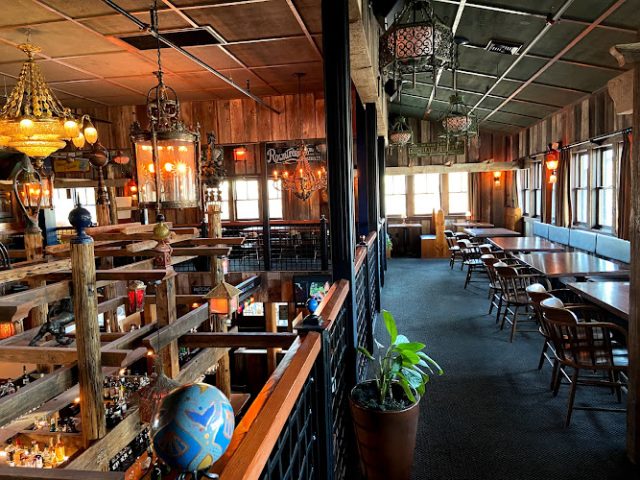 McMenamins Wilsonville Old Church & Pub restaurants in Wilsonville Oregon