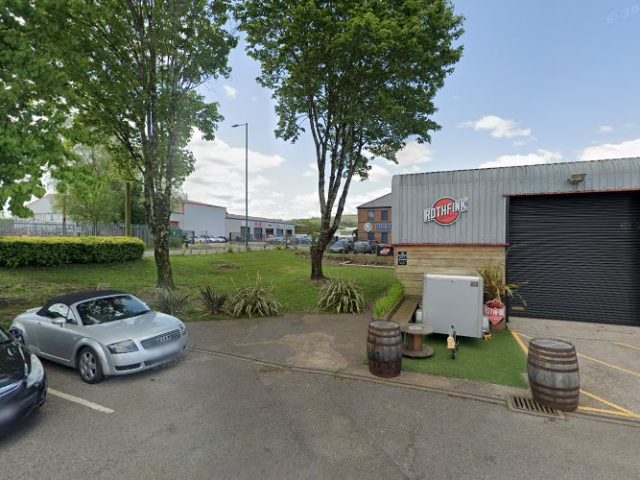 Misfit Brewing Company restaurants in Caerphilly