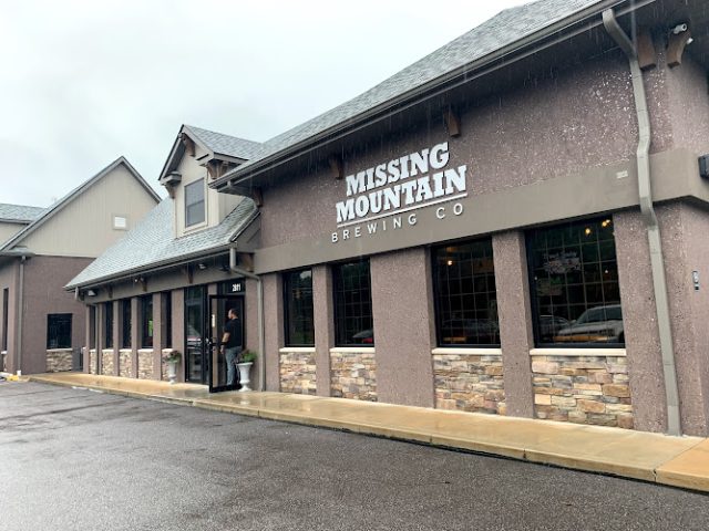 Missing Mountain Brewing Co. Brewery in Cuyahoga Falls Ohio