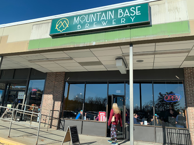 Mountain Base Brewery Brewery in Goffstown New Hampshire