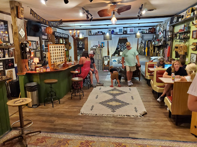 Munson and Brothers Trading Post restaurants in Columbus Mississippi