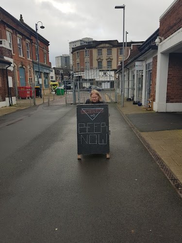 Neon Raptor Brewing Company Brewery in Nottingham
