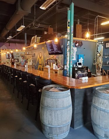 Niantic Public House and Brewery Brewery in Niantic Connecticut