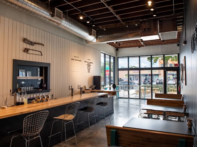 OFF SITE Nano Brewery restaurants in Miami Florida