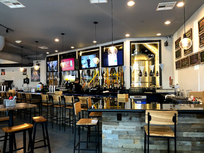 OFF THE RAILS BREWING CO. Brewery in Sunnyvale California