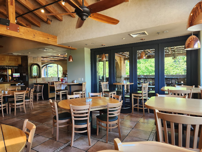 Oak Creek Brewery and Grill restaurants in Sedona Arizona