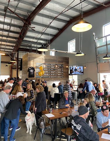 Oak and Otter Brewing Co. Brewery in San Luis Obispo California