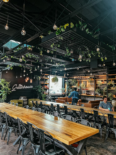 Oddstory Brewing Co: The Greenhouse Brewery in Chattanooga Tennessee