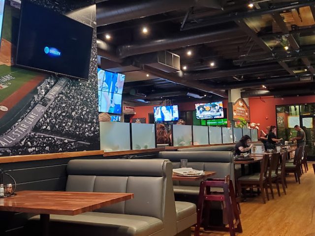 Oggi's Sports | Brewhouse |Pizza restaurants in Fontana California