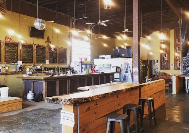 Oklawaha Brewing Company Brewery in Hendersonville North Carolina