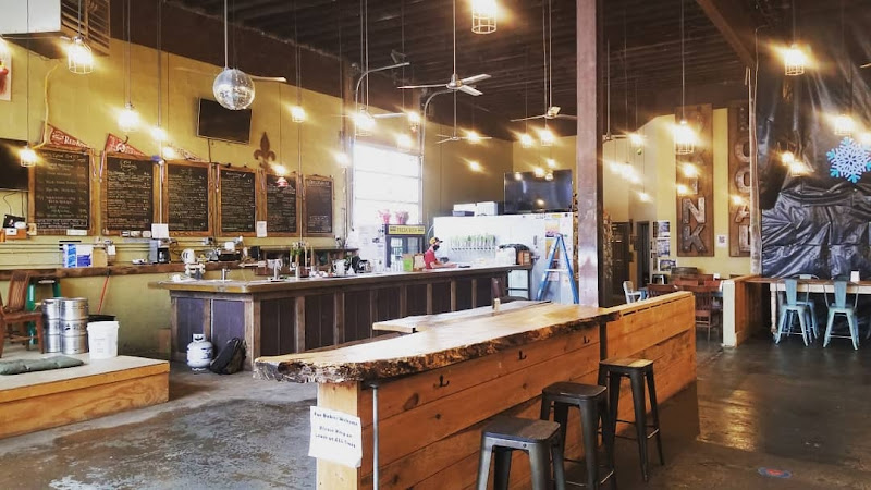 Oklawaha Brewing Company Brewery in Hendersonville North Carolina