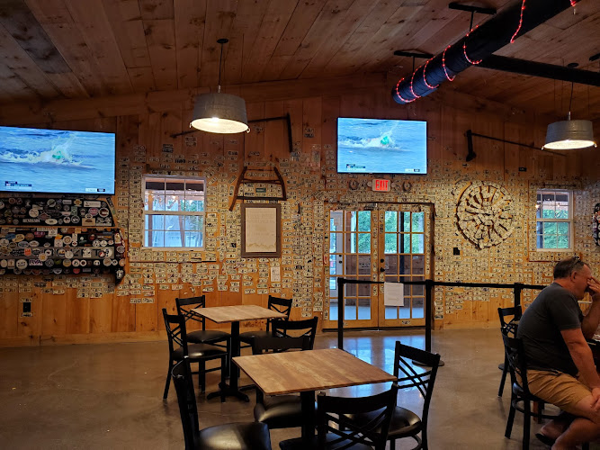 Old 690 Brewing Company Brewery in Purcellville Virginia