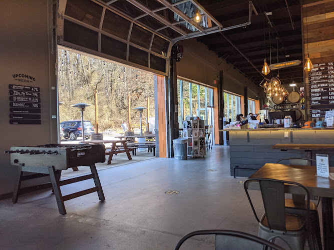 Orange Hat Brewing Company Brewery in Knoxville Tennessee