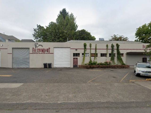 Oregon Brew Crew Brewery in Portland Oregon