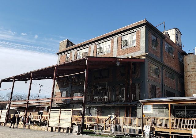 Outfield Beer Company Brewery in Bonner Springs Kansas