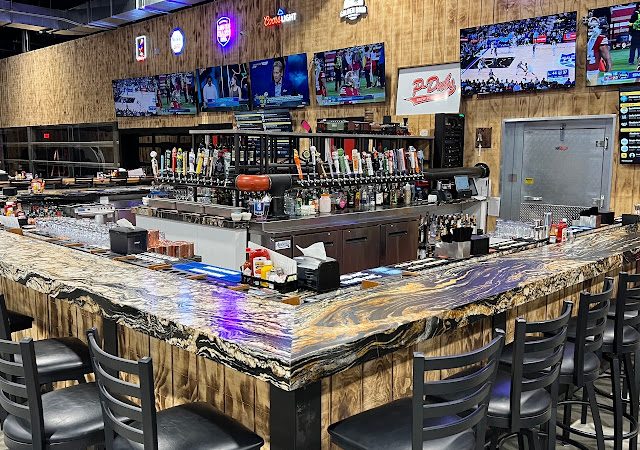 P-Dubs Brew Pub restaurants in Tehachapi California