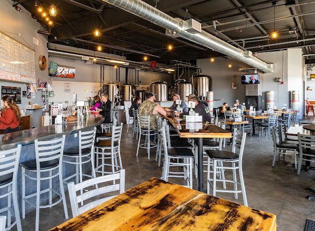 Peaks N Pines Brewery - Fountain Brewery in Fountain Colorado