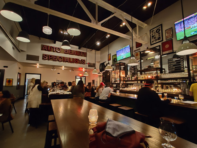 Perennial on Lockwood restaurants in Webster Groves Missouri