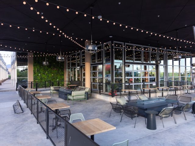 Pinnacle Brewing Company Brewery in Scottsdale Arizona