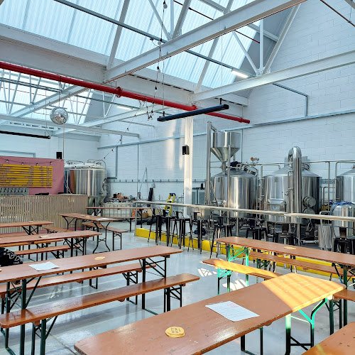 Pretty Decent Beer Co - Blackhorse Road Brewery and Taproom Brewery in London
