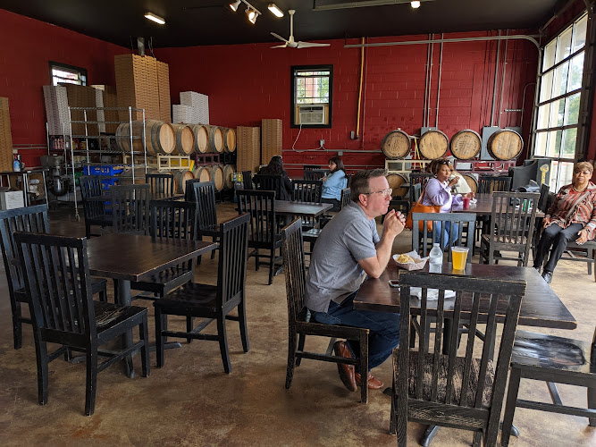 Quattro Goombas Brewery Brewery in Aldie Virginia