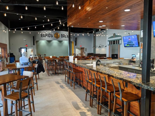 Rapids Brewing Company restaurants in Grand Rapids Minnesota