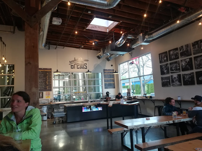 Reuben's Brews - The Canning Line Brewery in Seattle Washington