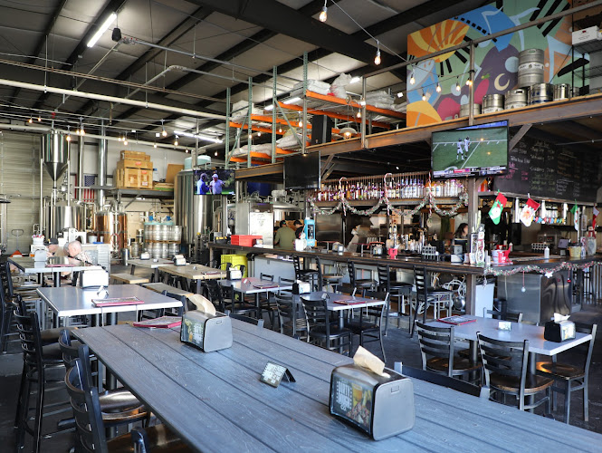 Rickety Cricket Brewing restaurants in Kingman Arizona