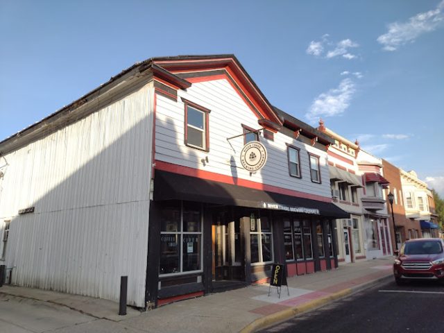 River Trade Brewing Company restaurants in Constantine Michigan