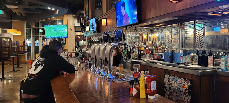 Rock Bottom Restaurant & Brewery restaurants in Denver Colorado