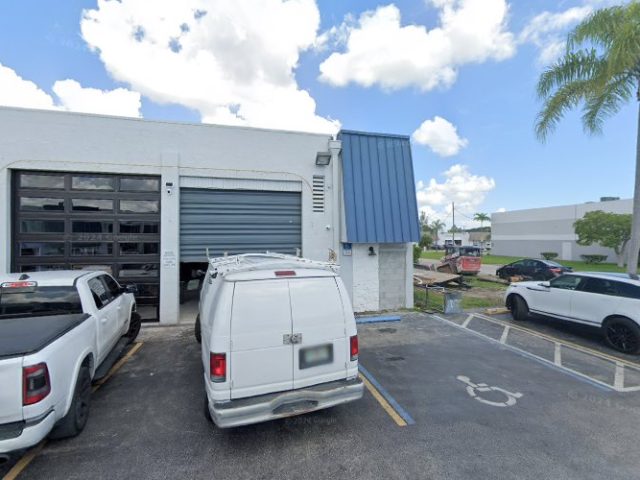 Rocketeer Beer & Liquid Provisions Brewery in Miami Florida