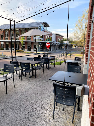 Rock'n Dough Pizza & Brewery restaurants in Jackson Tennessee