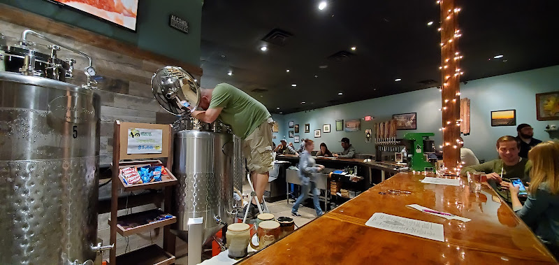 Rustic Leaf Brewing Company Brewery in Waterford Twp Michigan