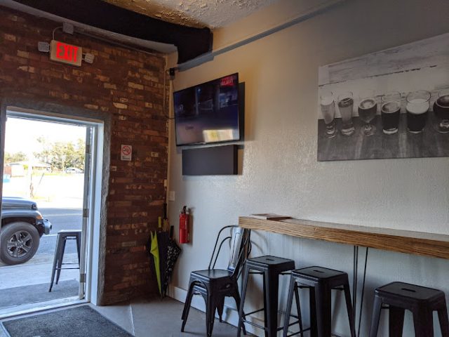 Salty Oak Brewing Company Brewery in Panama City Florida