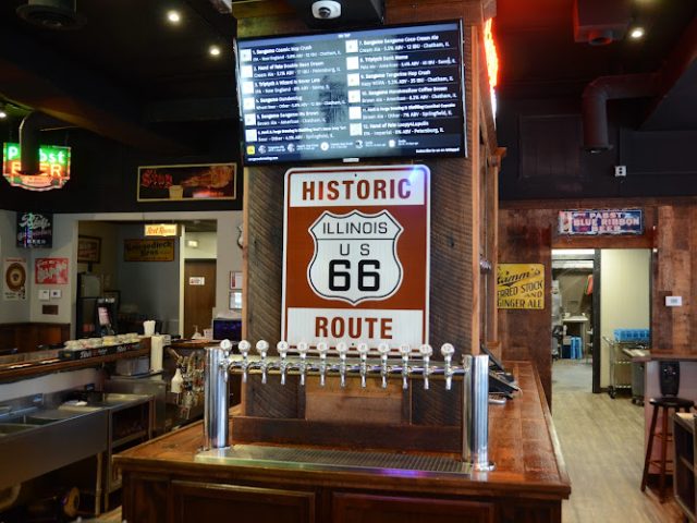 Sangamo Brewing restaurants in Chatham Illinois