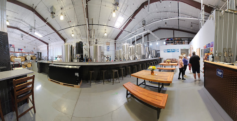 Silver Reef Brewing Company: Craft & Kitchen Brewery in St. George Utah