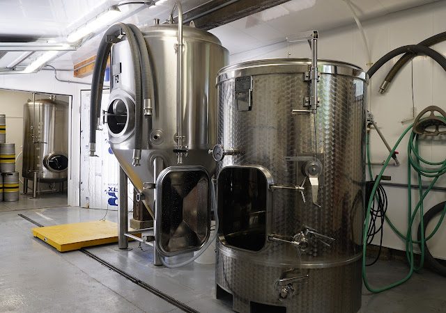 Siskiyou Mead & Spirits Brewery in