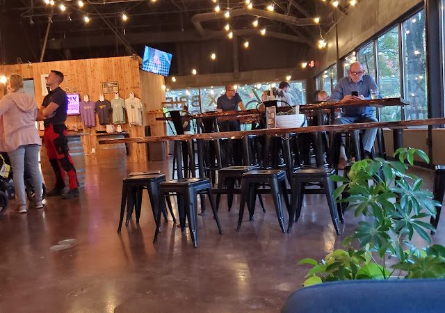 Six Bridges Brewing Brewery in Johns Creek Georgia