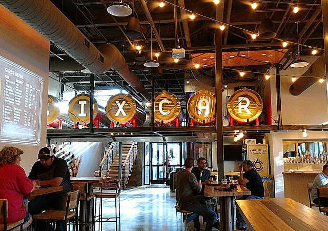 Six Car Pub & Brewery restaurants in Amarillo Texas