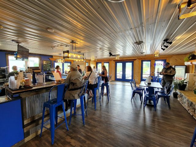 Snarky Loon Brewing Company restaurants in Jenkins Minnesota