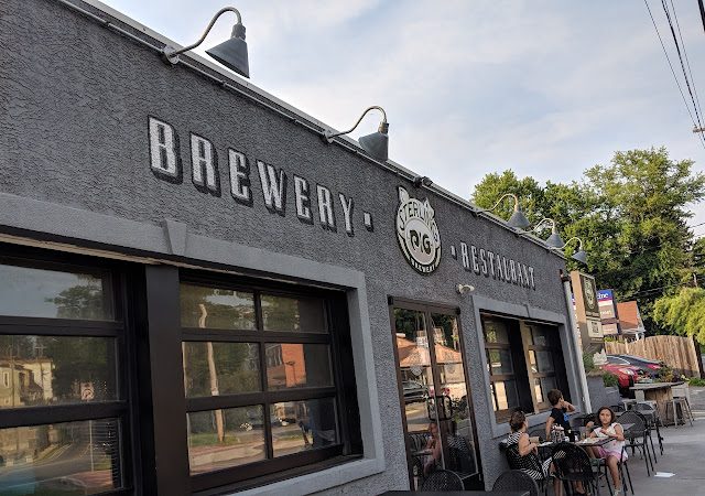 Sterling Pig Brewery restaurants in Media Pennsylvania