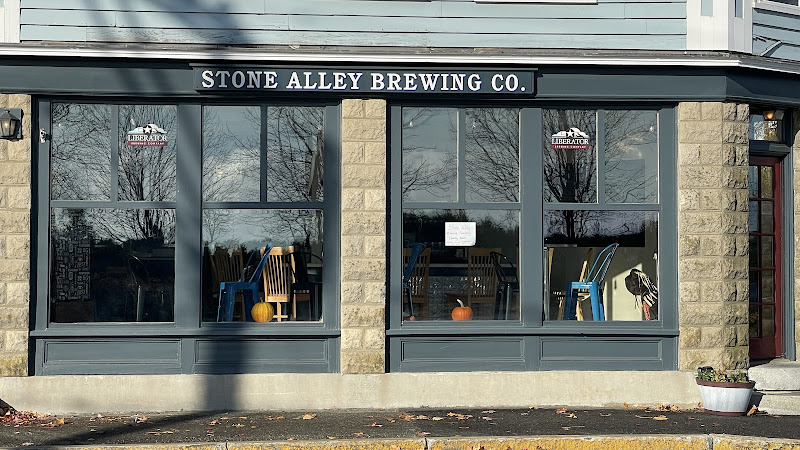 Stone Alley Brewing Company Brewery in Rockland Maine