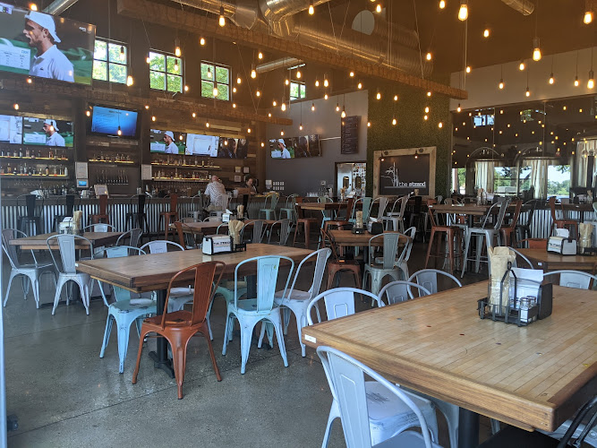 Strand Brewery & Kitchen in Sister Lakes Dowagiac