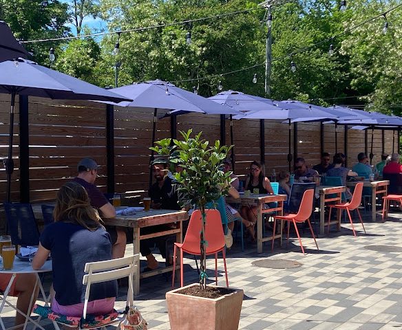 Surfridge Brewing Co restaurants in Essex Connecticut