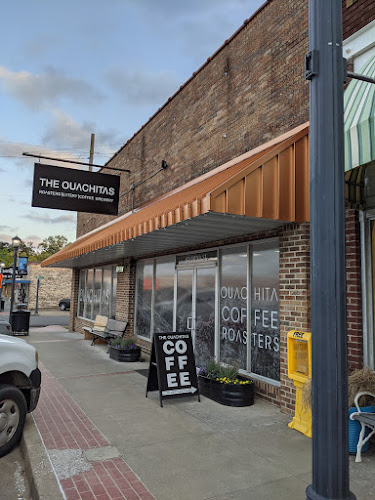 THE OUACHITAS restaurants in Mena Arkansas