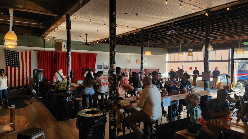 Tall Guy Brewing Brewery in Fort Bragg California