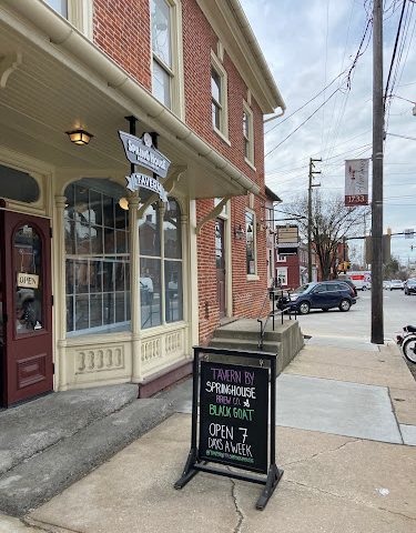 Tavern by Spring House Brewing Co. bars in Strasburg Pennsylvania