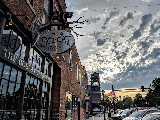 The Bobcat Cafe and Brewery restaurants in Bristol Vermont