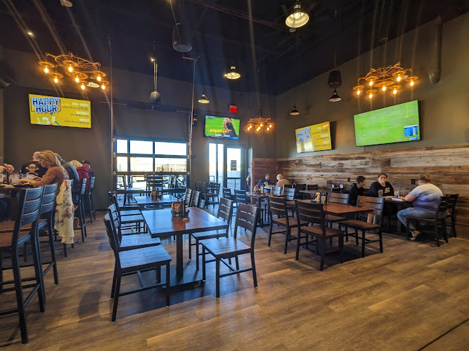 The Brew Kettle Canton & Topgolf Swing Suites restaurants in Canton Ohio