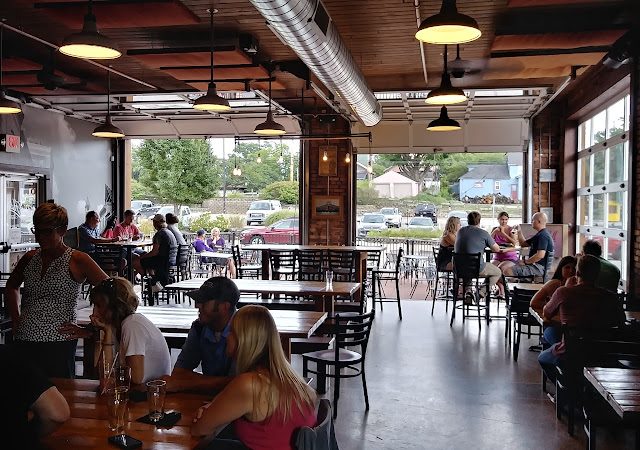The Brewer's Lounge at Pigeon Hill Brewery in Muskegon Michigan